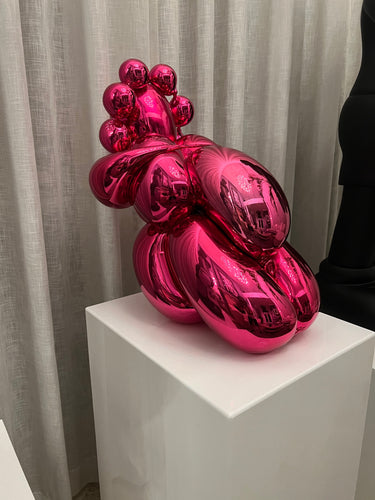 Jeff Koons - Dom Pérignon Balloon Venus